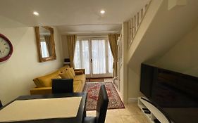 The Old Coach House 8 North Lane